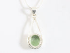 Zilveren hanger met groene amethist aan ketting afbeelding 3