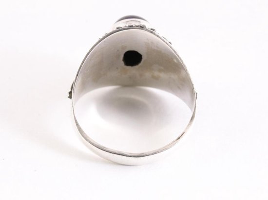 Bewerkte zilveren ring met blauwe zonnesteen afbeelding 3