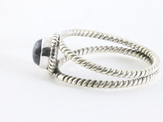Opengewerkte zilveren ring met lapis lazuli afbeelding 2