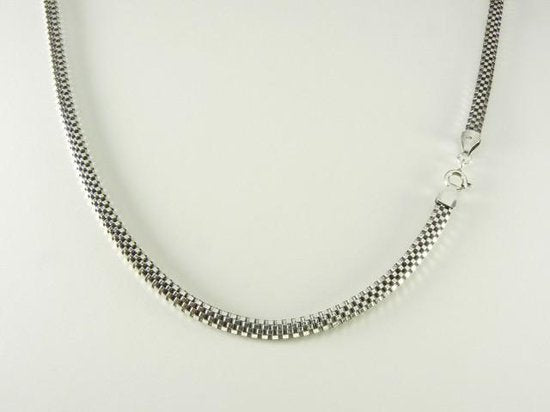 Gevlochten zilveren ketting afbeelding 4