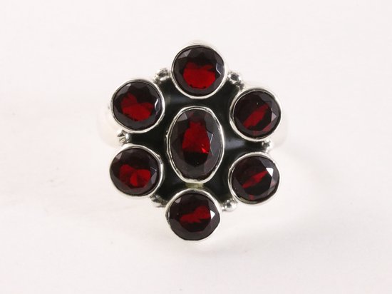 Zilveren ring met granaat afbeelding 4