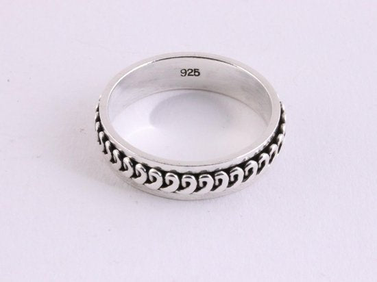 Zilveren geluksring met lusmotief afbeelding 2