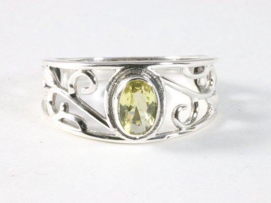 Fijne opengewerkte zilveren ring met citrien afbeelding 4