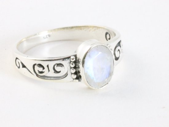 Fijne opengewerkte hoogglans zilveren ring met regenboog maansteen afbeelding 1