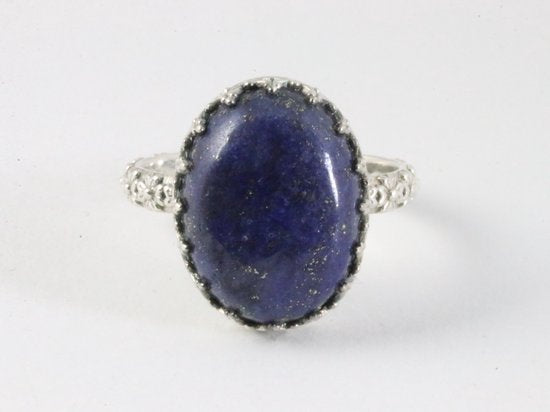 Bewerkte zilveren ring met lapis lazuli afbeelding 4