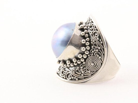 Traditionele grote bewerkte zilveren ring met Tahiti parel afbeelding 2
