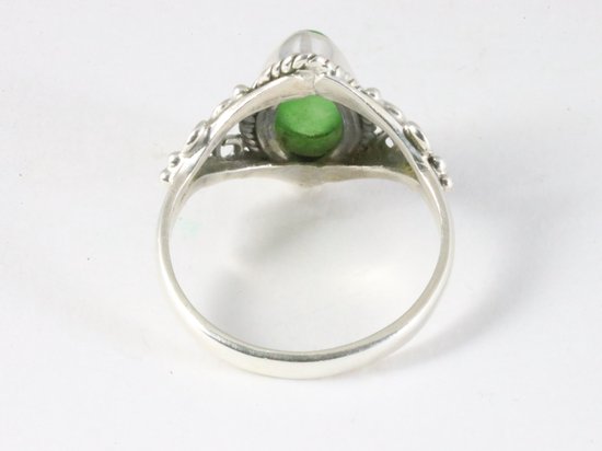 Fijne bewerkte zilveren ring met jade afbeelding 3