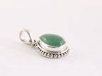 Bewerkte druppelvormige zilveren hanger met groene aventurijn aan ketting afbeelding 2