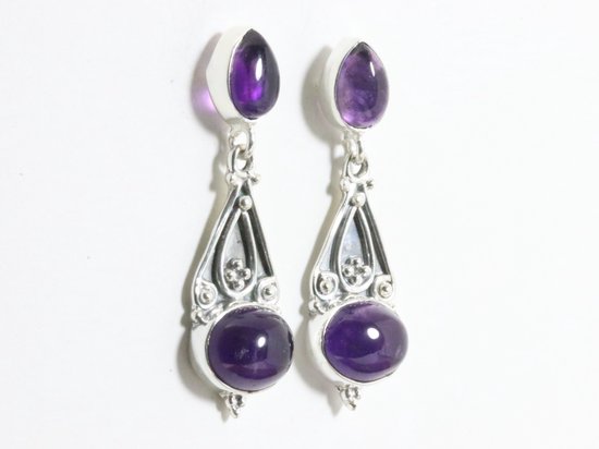 Lange bewerkte zilveren oorstekers met amethist afbeelding 2