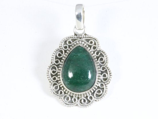 Bewerkte zilveren hanger met jade afbeelding 4