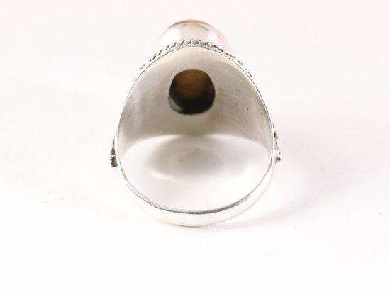 Bewerkte zilveren ring met tijgeroog afbeelding 3