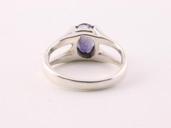 Fijne zilveren ring met ioliet afbeelding 2