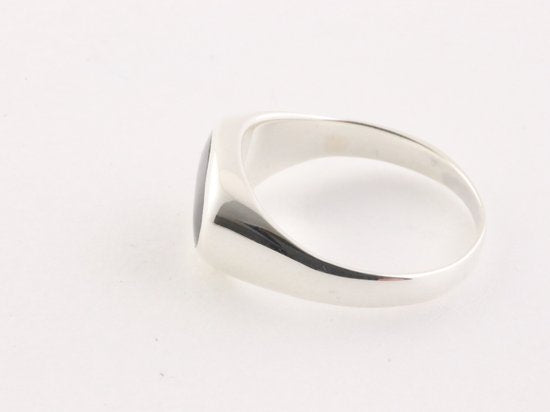 Ovale hoogglans zilveren ring met onyx afbeelding 2