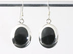 Ovale hoogglans zilveren oorbellen met onyx afbeelding 1