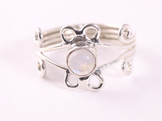 Fijne opengewerkte zilveren ring met regenboog maansteen afbeelding 4