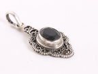 Bewerkte zilveren hanger met onyx afbeelding 2
