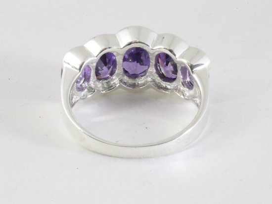 Zilveren ring met amethist afbeelding 3