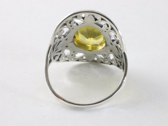 Opengewerkte zilveren ring met citrien afbeelding 3