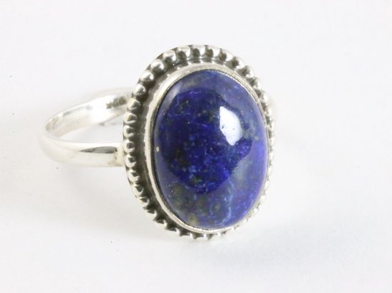 Bewerkte ovale zilveren ring met lapis lazuli afbeelding 1