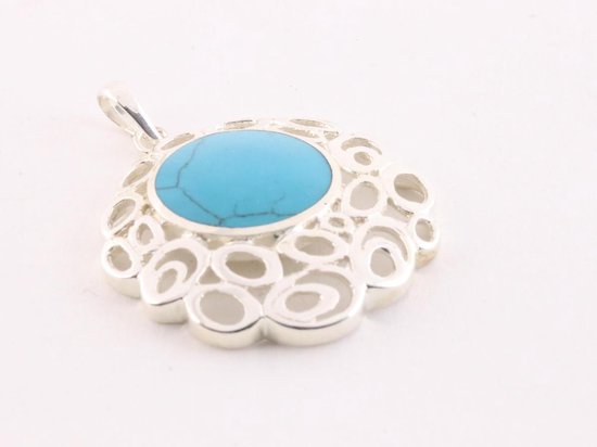 Grote opengewerkte zilveren hanger met blauwe turkoois aan ketting afbeelding 2