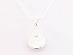 Druppelvormige zilveren hanger met parelmoer aan ketting afbeelding 3