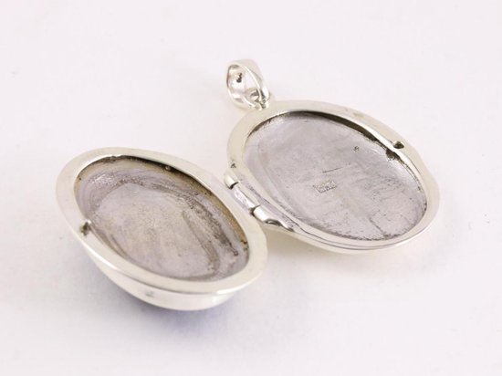 Ovaal hoogglans zilveren medaillon met lichtblauwe schelp afbeelding 5