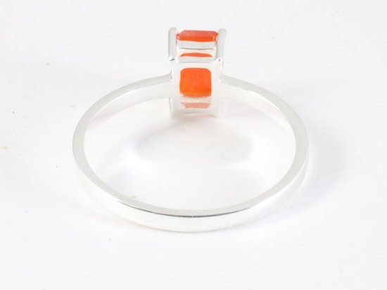 Fijne hoogglans zilveren ring met carneool afbeelding 3