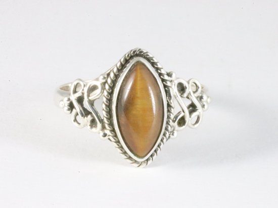 Fijne bewerkte zilveren ring met tijgeroog afbeelding 4