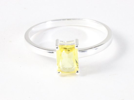 Fijne hoogglans zilveren ring met citrien afbeelding 4