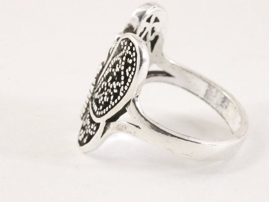 Opengewerkte zilveren vlinder ring afbeelding 2