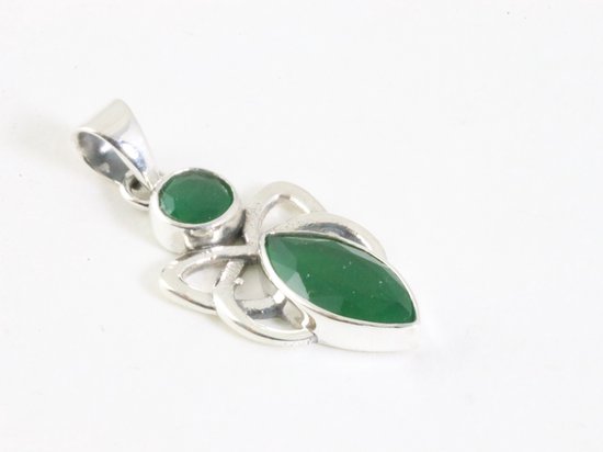Fijne opengewerkte zilveren hanger met jade aan ketting afbeelding 2