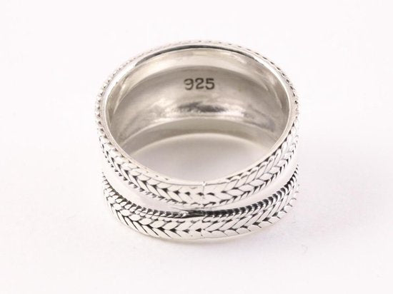 Brede hoogglans zilveren ring met kabelpatronen afbeelding 3