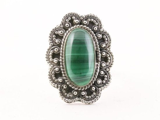 Bewerkte zilveren ring met malachiet afbeelding 4