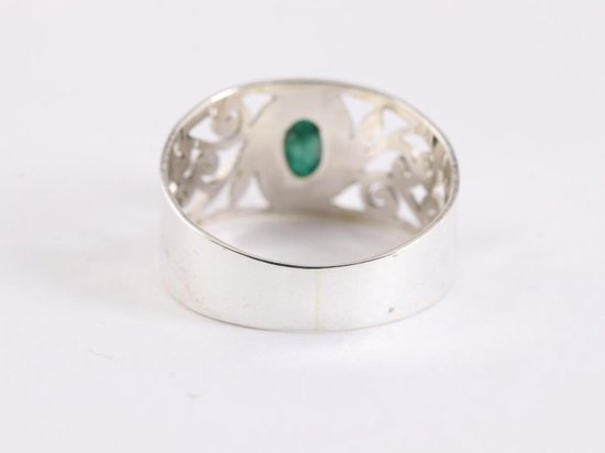 Opengewerkte zilveren ring met smaragd afbeelding 3