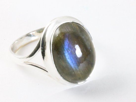 Hoogglans zilveren ring met labradoriet afbeelding 1