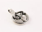 Zilveren slang hanger aan ketting afbeelding 2