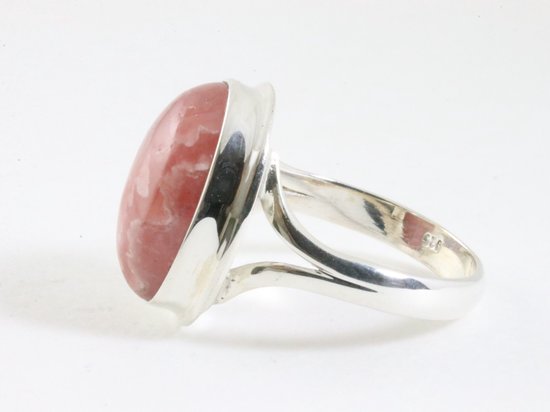 Ovale hoogglans zilveren ring met rhodochrosiet afbeelding 2
