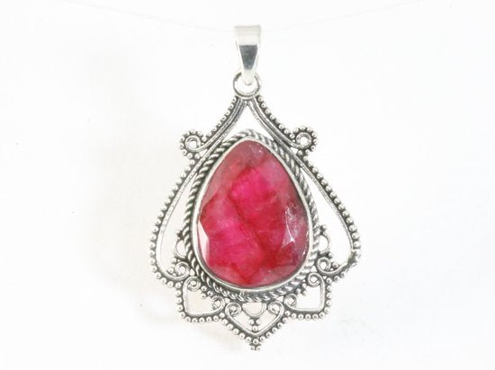 Bewerkte zilveren hanger met robijn afbeelding 4