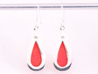 Grote druppelvormige zilveren oorbellen met rode koraal steen afbeelding 3