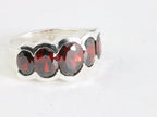 Zilveren ring met granaat afbeelding 1