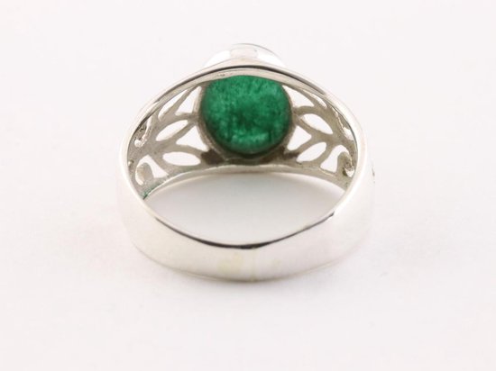 Opengewerkte zilveren ring met jade afbeelding 3
