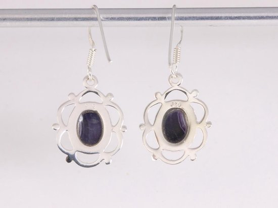 Opengewerkte zilveren oorbellen met paarse agaat afbeelding 3