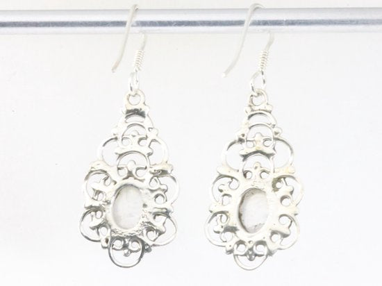 Opengewerkte zilveren oorbellen met regenboog maansteen afbeelding 2