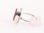 Bewerkte zilveren ring met robijn afbeelding 2
