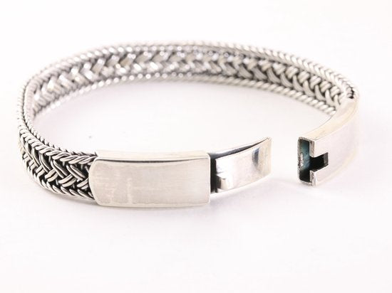 Gevlochten zilveren armband met kliksluiting afbeelding 4