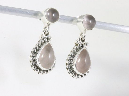 Bewerkte zilveren oorstekers met rozenkwarts afbeelding 2