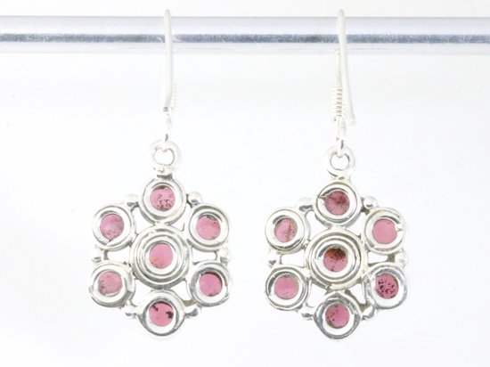 Zilveren oorbellen met granaat afbeelding 3