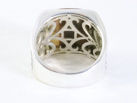 Zware bewerkte zilveren ring met tijgeroog afbeelding 4