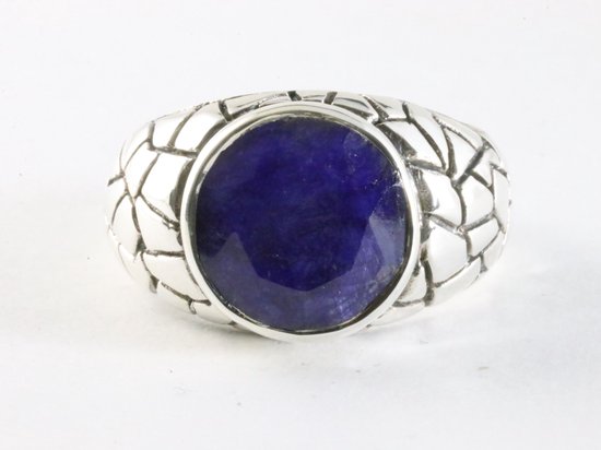 Zware bewerkte zilveren ring met blauwe saffier afbeelding 4