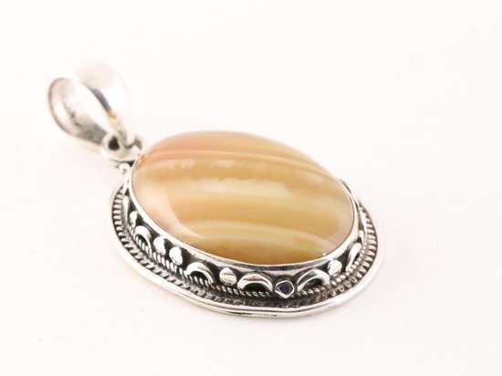 Bewerkte zilveren hanger met oranje agaat afbeelding 2